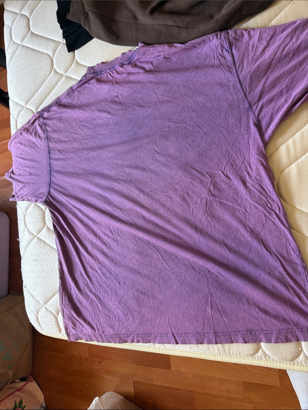 Acne Studios Purple Short-Sleeve Logo Tee - Picture 2 of 2